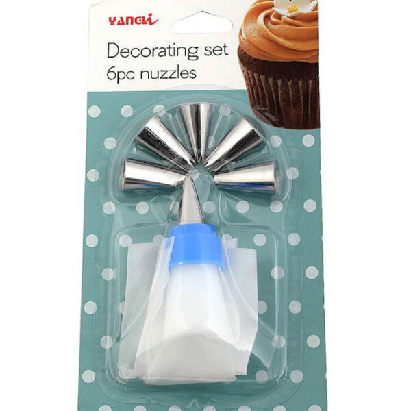 pastry-decorating-icing-bag-set-482456