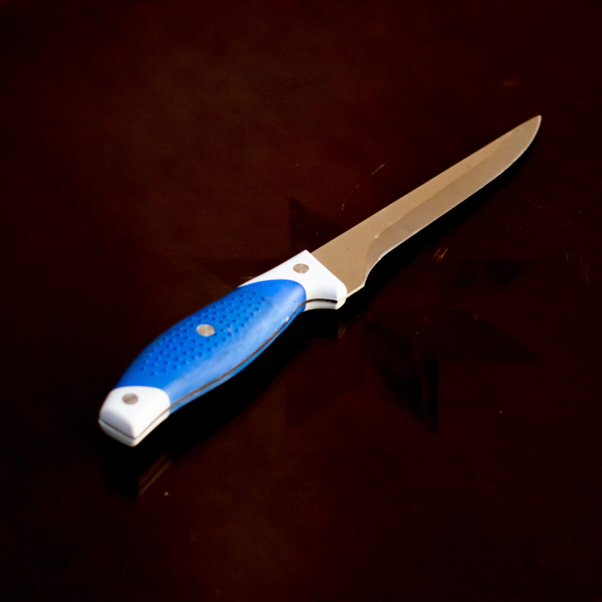 stainless-steel-kitchen-knife-045368