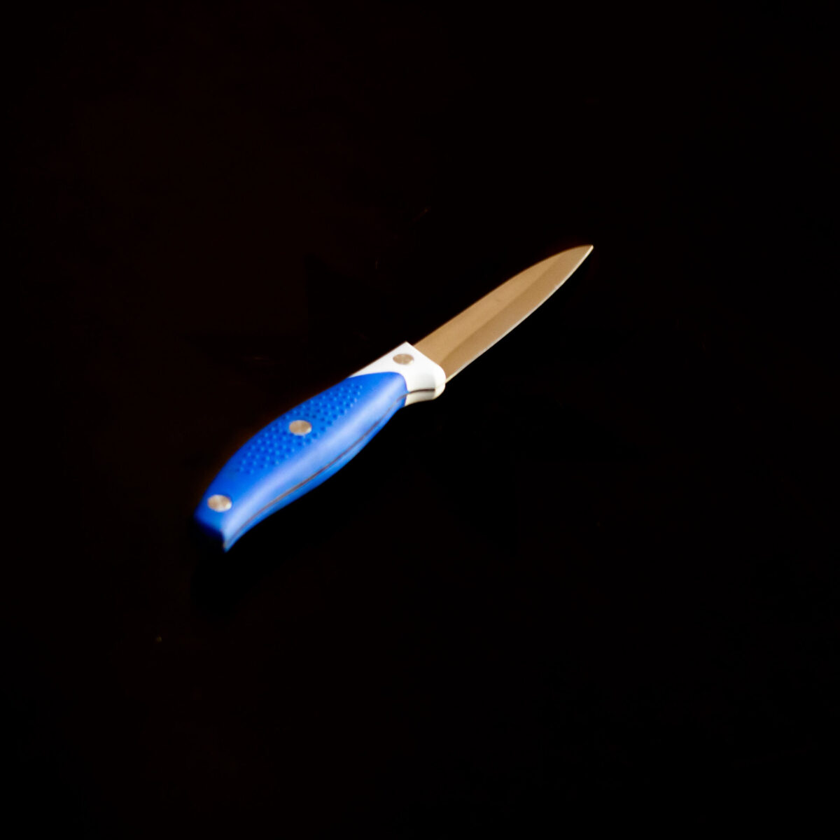 stainless-steel-kitchen-knife-404717
