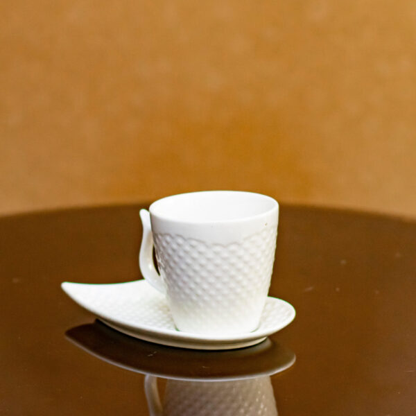 white-beauty-bone-china-tea-cup-set-930791